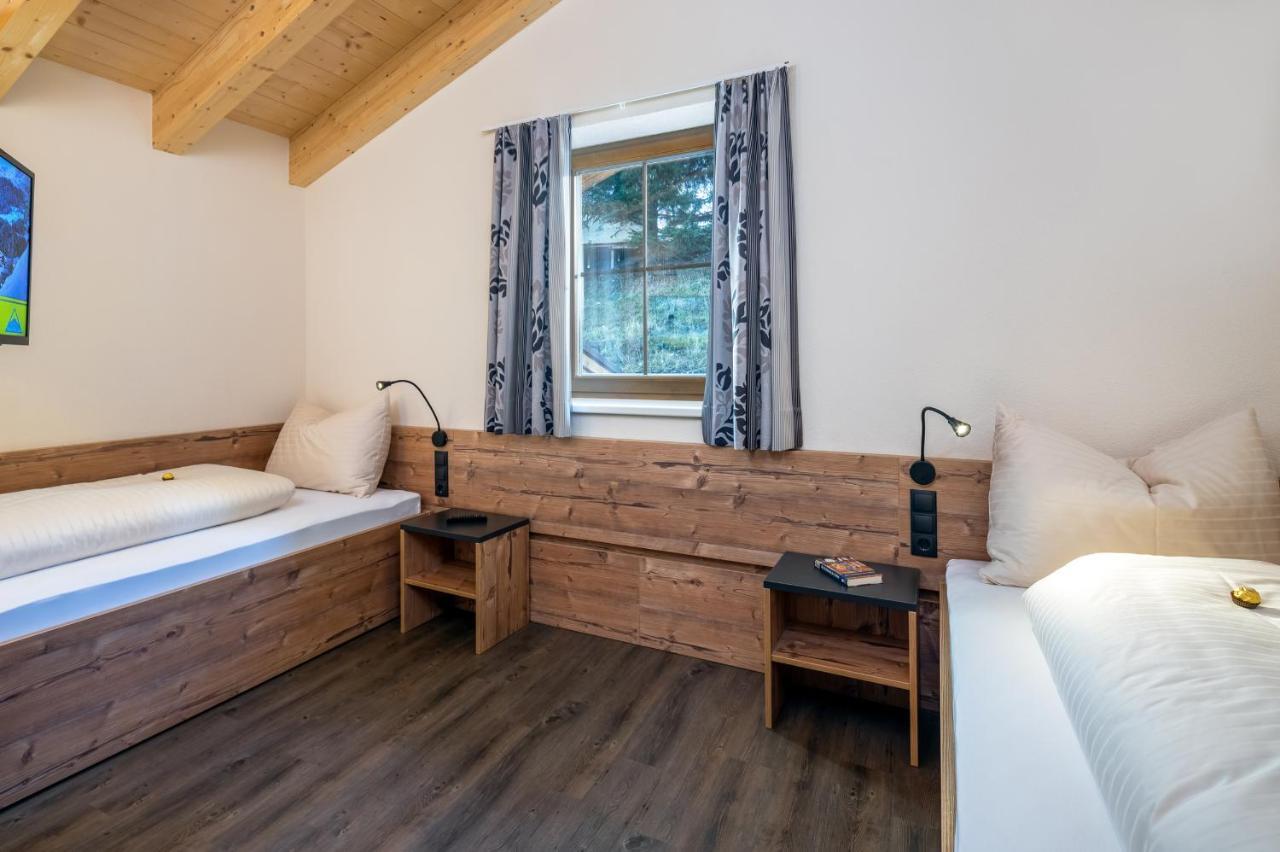 Alpin Chalet Am Burgsee Ladis Exterior photo